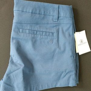 Volcom Frochickie 2.5" blue shorts size 7